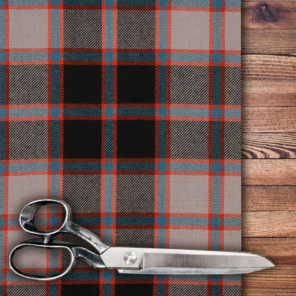 MacPherson Hunting Ancient Tartan Gold Courage Symbol Blanket - SP