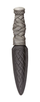 Glenurquhart Daywear Sgian Dubh presented in a stylish black box, showcasing its natural wood design with black and silver details.
