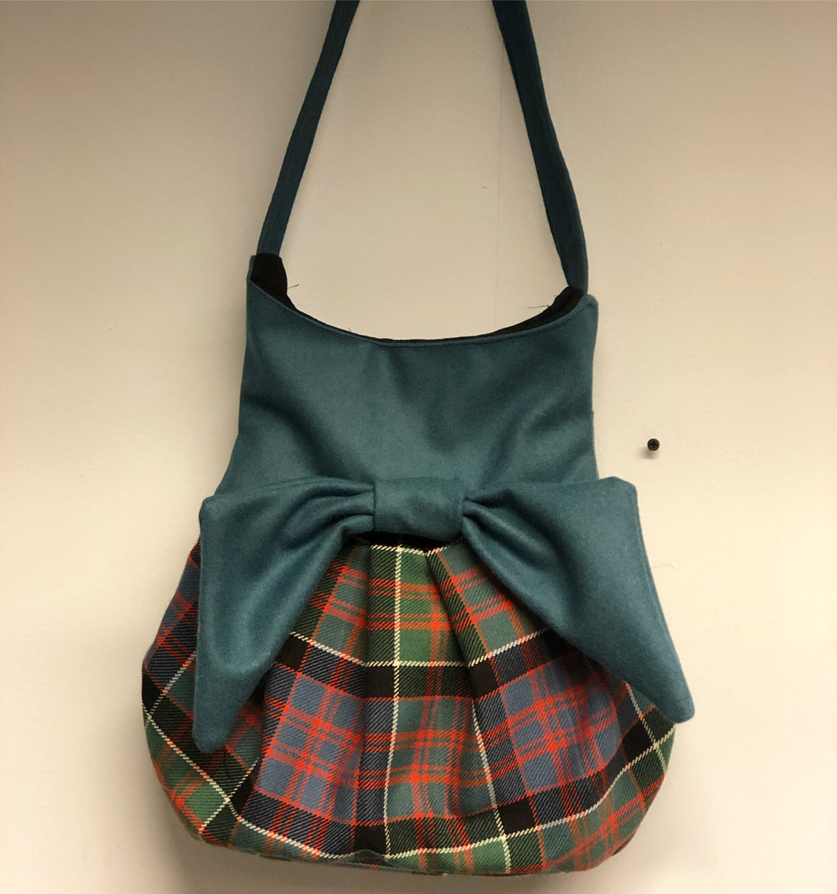 Scottish Clan Moffat Tartan Tote Bag - Traditional Plaid Carryall 16x16 Inches