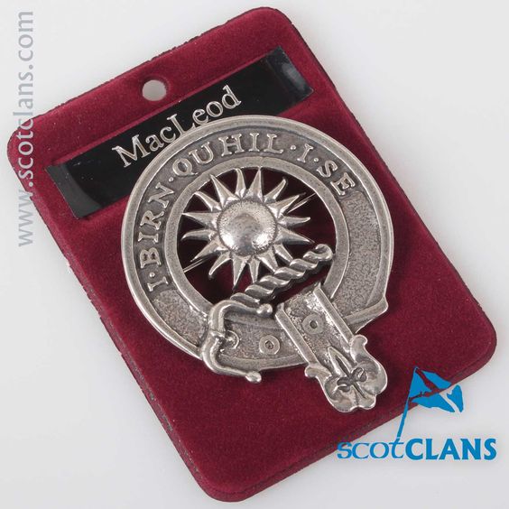 MacLeod of Lewis Clan Crest Badge in Pewter